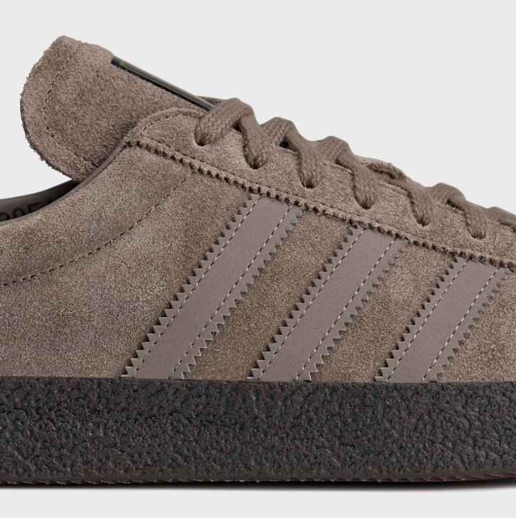 adidas Taupe & Black Low-Top Sneakers