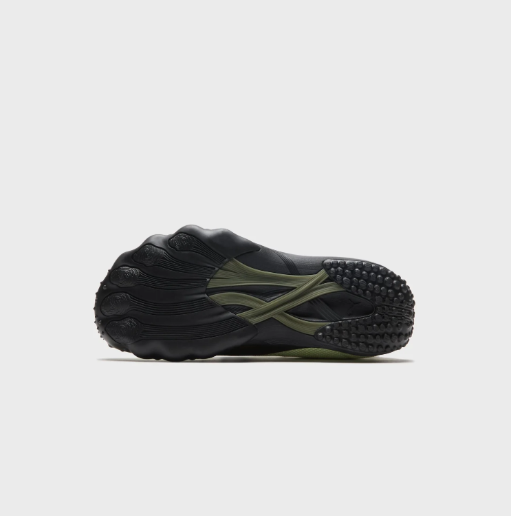 PUMA Pale Green & Black Mesh Sneakers with Wraparound Sole