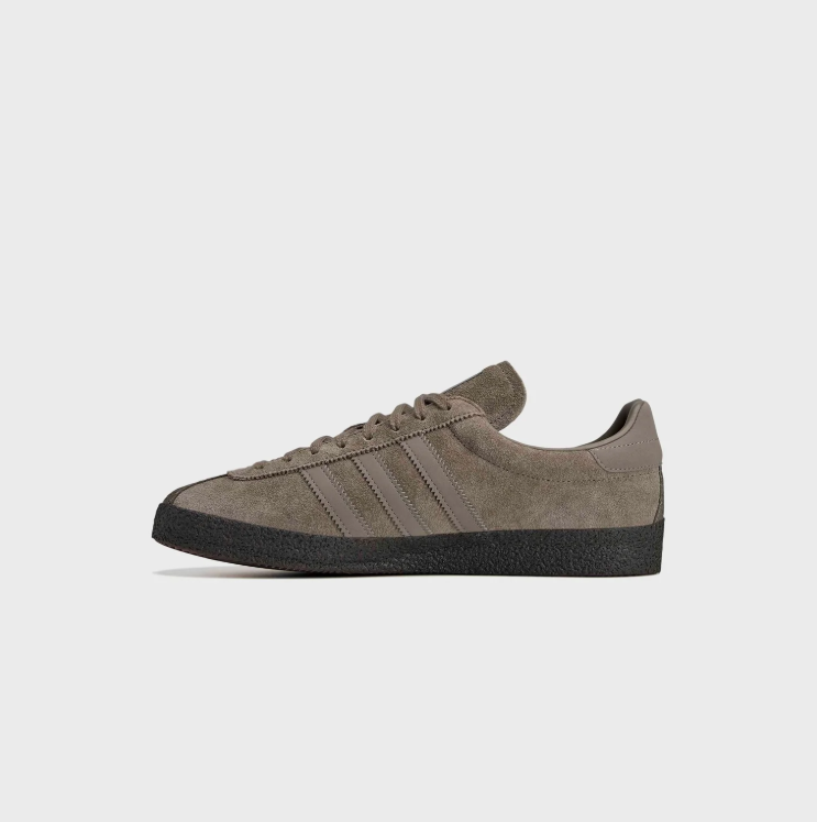 adidas Taupe & Black Low-Top Sneakers